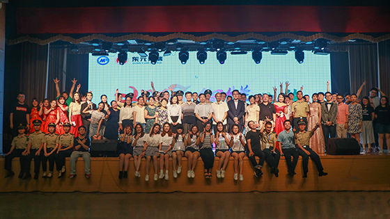 1945bc4bd76ebe7723fd7254ac3b474f.jpg 大合照.jpg