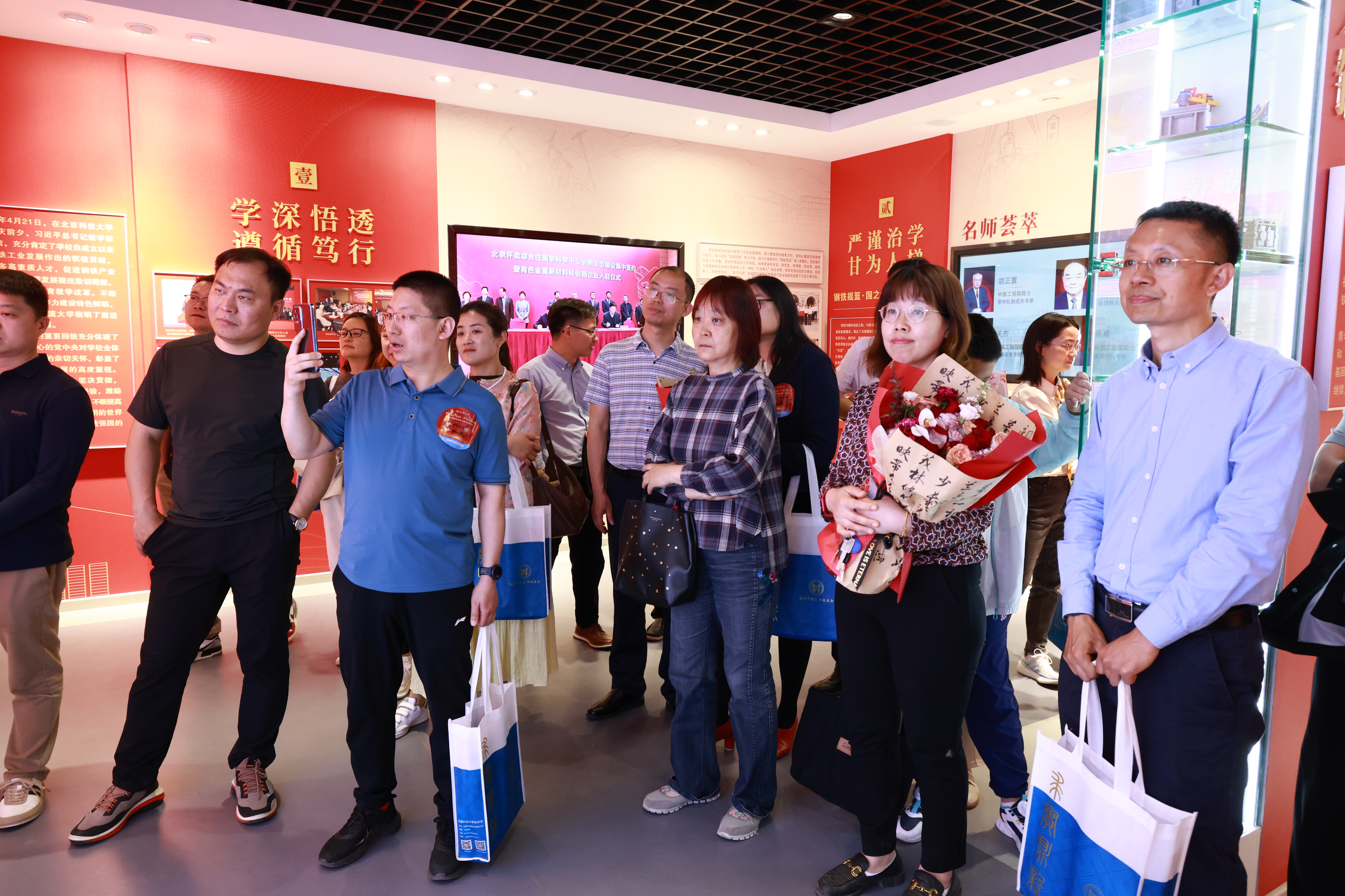 2454c2f19ba7dcbb4acdcf2141d77df5.jpg 2454c2f19ba7dcbb4acdcf2141d77df5.jpg