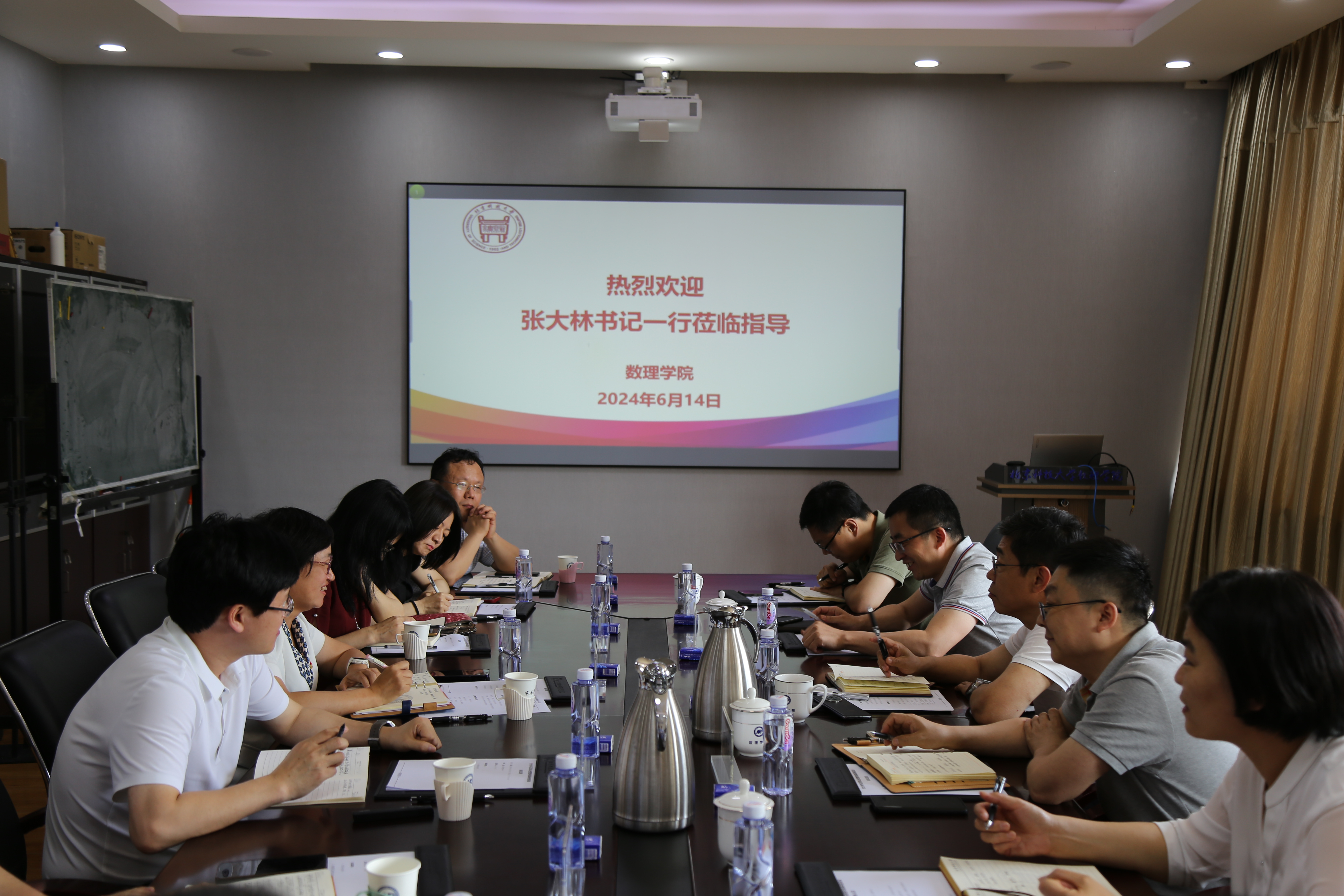 90edc334fe6697007cb01ae898c8ab56.jpg 90edc334fe6697007cb01ae898c8ab56.jpg